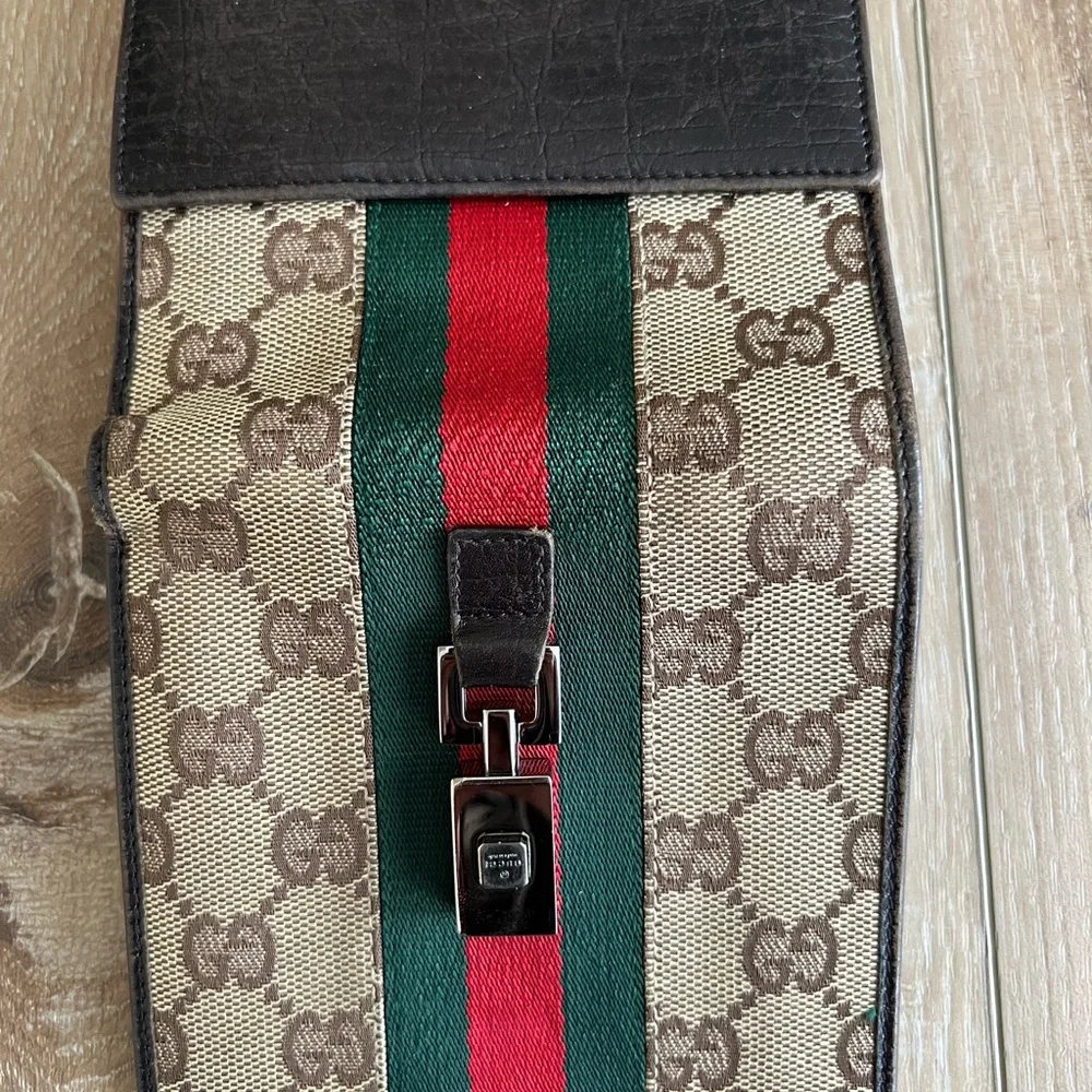 GUCCI Canvas Jackie Sherry Line Wallet w/ Piston lock closure - Picture 9 of 11